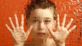 نشانه های اوتیسم در کودکان