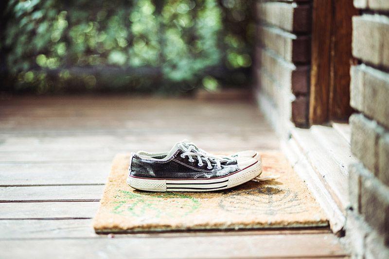 نظافت کفش- 724press.com