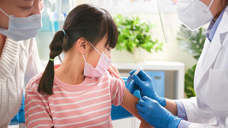 تزریق واکسن کرونا-724PRESS.COM