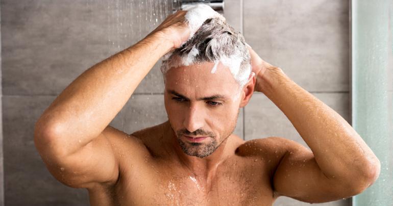 شستشوی مو با شامپو- 724press.com