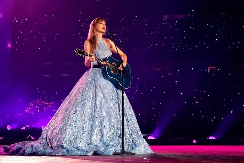 تیلور سوئیفت- 724press.com