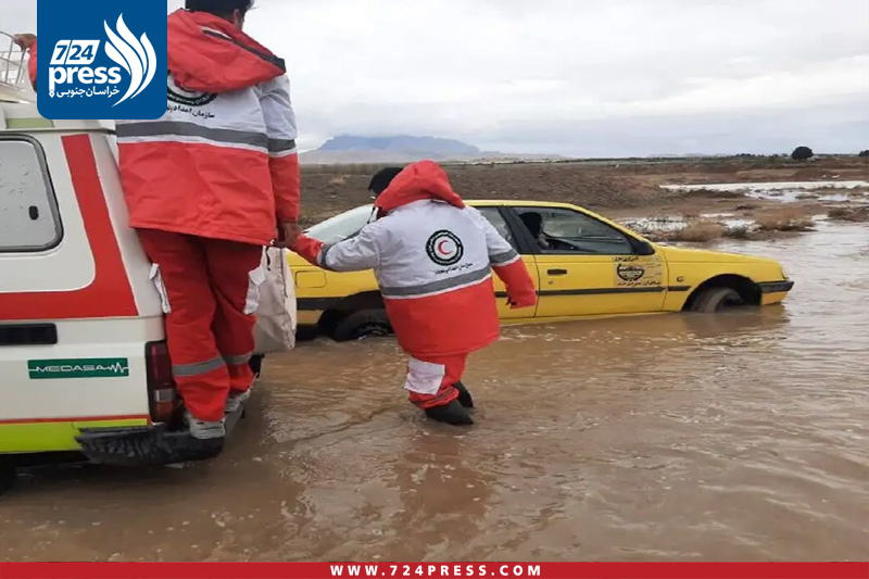 سیل زیرکوه و امداد نیروهای هلال احمر