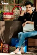 Gul-Ahmed-Designer-15