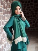 model-green-dress-37