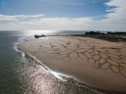 Arabic-inspired-beach-art-in-Marocco-5902edd98c2c9880