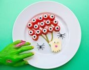 5-ghost-watermelon-balloon-healthy-halloween-snack-kids