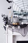 haunted-halloween-mantel