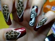 Halloween-nail-art-for-long-nails