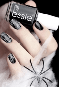 essie-spiderwebs-nails