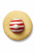 1479312766-ghk120116peppermint-drops