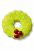 1479314076-ghk120116sparklingwreaths