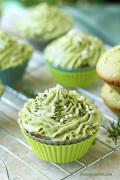 1470256997-matcha-cupcakes-with-green-tea-cream-cheese-frosting