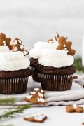 gingerbread-cupcakes-2-1603831027