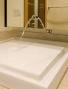 contemporary-bathroom1