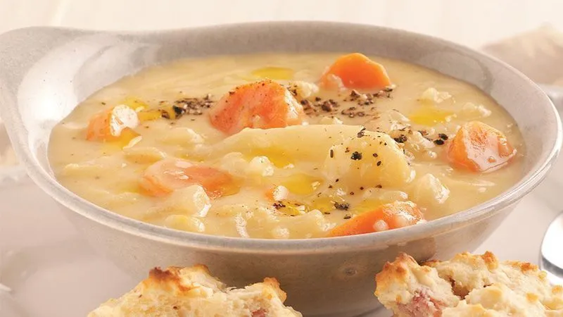 طرز تهیه‌ی سوپ سیب‌زمینی با پنیرخامه‌ای