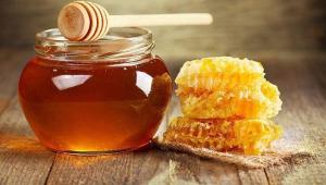 ۱۰ خاصیت عسل