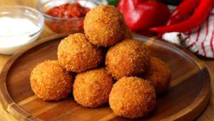 طرز تهیه آرانیچی یا کوفته برنجی ایتالیایی