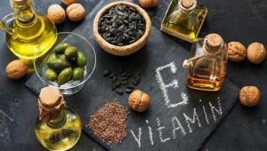 آیا مصرف روغن ویتامین E برای بدن مفید است