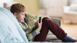 اهمیت کنترل والدین روی میزان دسترسی کودکان به شبکه های اجتماعی